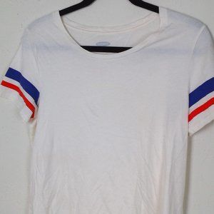 🤑2/$10 EUC Old Navy T shirt with ringer sleeve